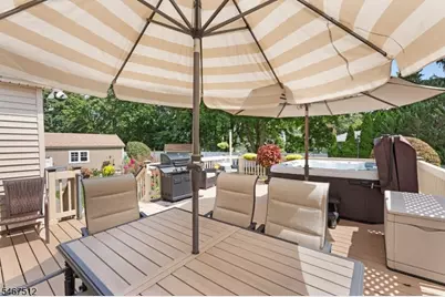 58 N Hillside Ave, Roxbury Township, NJ 07847 - Photo 9