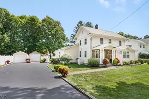 58 N Hillside Ave, Roxbury Township, NJ 07847 - Photo 1