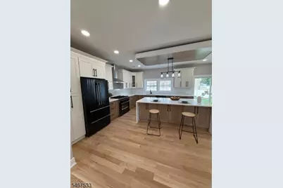 138 5th St, Saddle Brook Township, NJ 07663 - Photo 15