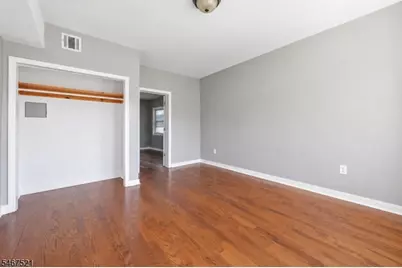 196 Fairmount Ave, Newark, NJ 07103 - Photo 11
