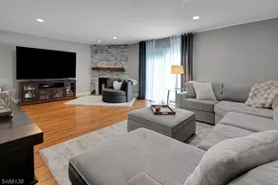 92 Edgefield Dr, Parsippany, NJ 07950 - Photo 13
