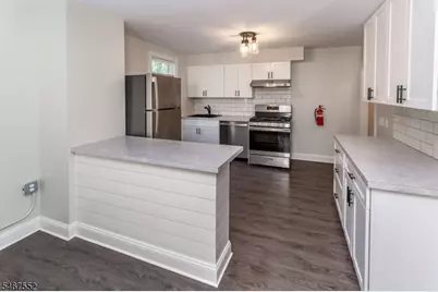 25 N Main St #B, Flemington, NJ 08822 - Photo 5
