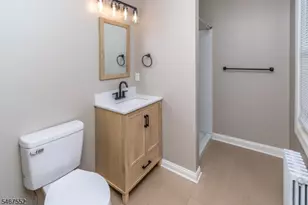 25 N Main St, Flemington, NJ 08822 - Photo 15