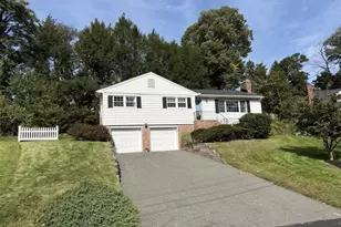 9 Harrison Ct, Summit, NJ 07901 - Photo 1