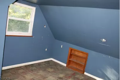 9 Robin Hood Rd, Parsippany, NJ 07950 - Photo 15