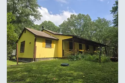 10 Hardwick Rd, Hardwick Township, NJ 07825 - Photo 3
