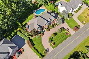 54 Burnet Hill Rd, Livingston, NJ 07039 - Photo 43