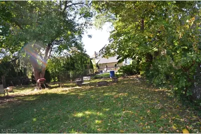 103 E Henry St, Linden, NJ 07036 - Photo 7