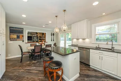 11 Flanders Dr, Montville Township, NJ 07058 - Photo 9