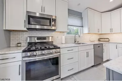 124 Rhoda Ave, Nutley, NJ 07110 - Photo 7