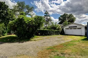 91 Minnisink Rd, Totowa, NJ 07512 - Photo 1