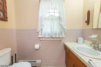 115 Churchill Dr, Clifton, NJ 07013 - Photo 21