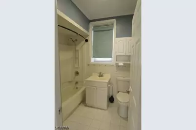 121 Baldwin Place, Bloomfield, NJ 07003 - Photo 9