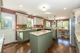 9 Old Traveled Way, Roxbury Township, NJ 07852 - Photo 9