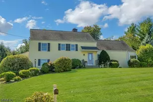 14 Wedgewood Ln, Morris Township, NJ 07960 - Photo 1