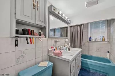 130 Rowland Ave, Clifton, NJ 07012 - Photo 11