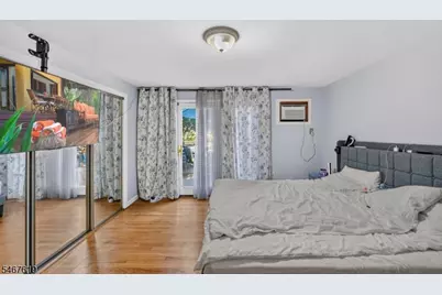 130 Rowland Ave, Clifton, NJ 07012 - Photo 9