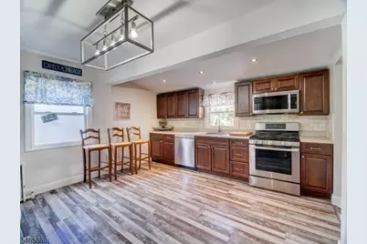 39 Westover Ave, West Caldwell, NJ 07006 - Photo 3