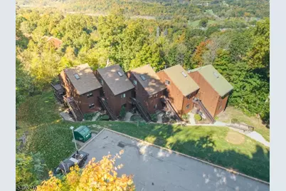 1 Red Lodge Dr, Unit 6, Vernon, NJ 07462 - Photo 5