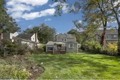 52 Crescent Rd, Livingston, NJ 07039 - Photo 25