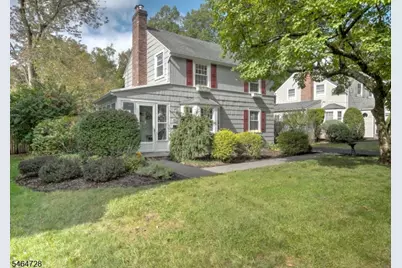 52 Crescent Rd, Livingston, NJ 07039 - Photo 1