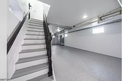 137 Amherst St, East Orange, NJ 07018 - Photo 33