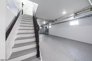 137 Amherst St, East Orange, NJ 07018 - Photo 33