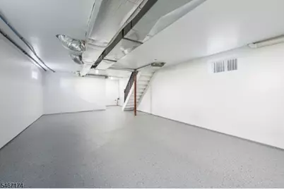 137 Amherst St, East Orange, NJ 07018 - Photo 31