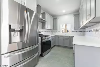 137 Amherst St, East Orange, NJ 07018 - Photo 13