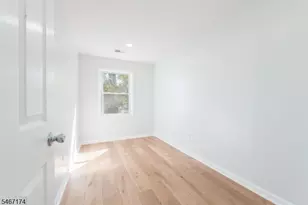 137 Amherst St, East Orange, NJ 07018 - Photo 21