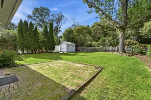 38 Forest Ave, Verona, NJ 07044 - Photo 9