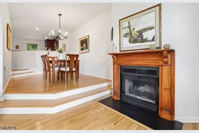22 Dowitcher Ct, Wayne, NJ 07470 - Photo 9