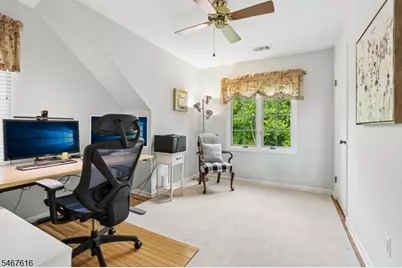 22 Dowitcher Ct, Wayne, NJ 07470 - Photo 31