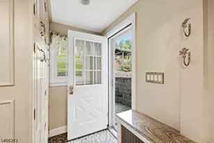 18 W Valley Brook Rd, Washington Township, NJ 07853 - Photo 23
