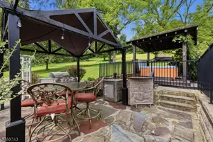 18 W Valley Brook Rd, Washington Township, NJ 07853 - Photo 39