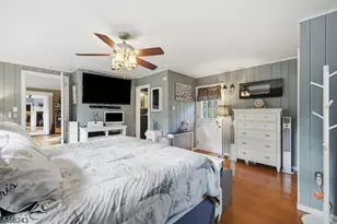 18 W Valley Brook Rd, Washington Township, NJ 07853 - Photo 33