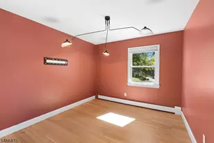 3 Martin Pl, Fairfield, NJ 07004 - Photo 23