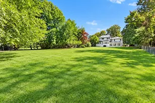 3 Martin Pl, Fairfield, NJ 07004 - Photo 35