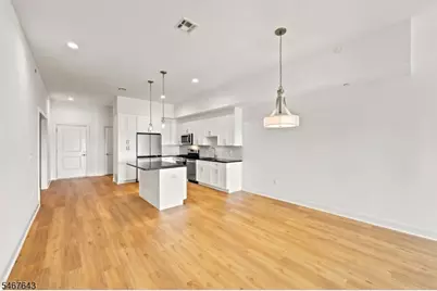 17 Hook Mt Rd #202, Montville Township, NJ 07058 - Photo 3