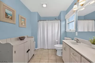 151 S 6th St, Lopatcong Township, NJ 08865 - Photo 15
