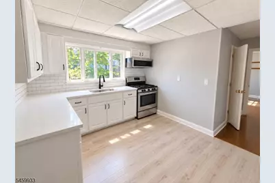 3 Hooper Ave, West Orange Township, NJ 07052 - Photo 5