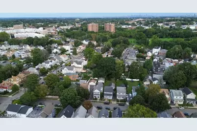 35 Clinton St, Bloomfield, NJ 07003 - Photo 43