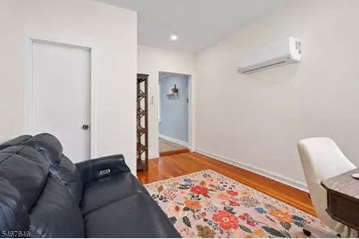 35 Clinton St, Bloomfield, NJ 07003 - Photo 17