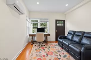 35 Clinton St, Bloomfield, NJ 07003 - Photo 19
