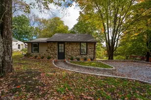 11 Laketop Dr, Hampton Township, NJ 07860 - Photo 21