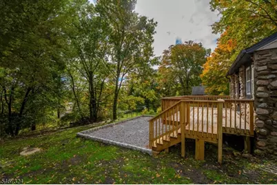11 Laketop Dr, Hampton Township, NJ 07860 - Photo 23