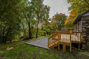 11 Laketop Dr, Hampton Township, NJ 07860 - Photo 23