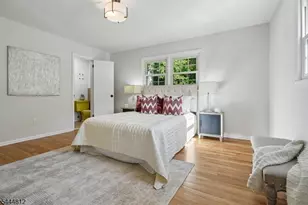 174 Sutton Dr, Berkeley Heights Township, NJ 07922 - Photo 17