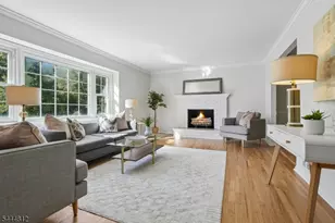 174 Sutton Dr, Berkeley Heights Township, NJ 07922 - Photo 3