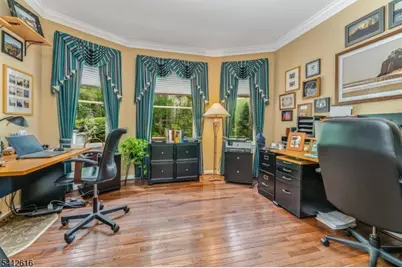 1 Maxwell Ct, Raritan Township, NJ 08822 - Photo 17